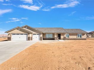 14825 Pela Rd, Apple Valley, CA 92307
