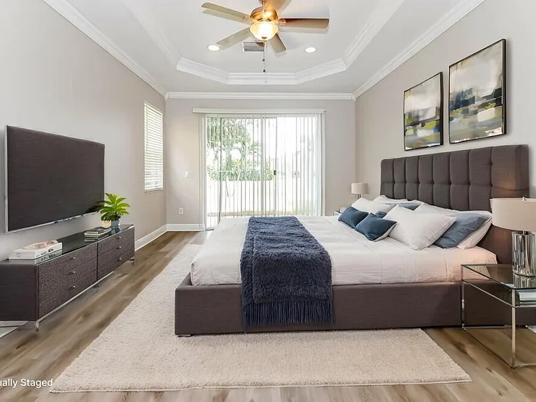 1755 Palisades Dr — Photo 9