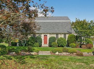7 Hamlin St, Acushnet, MA 02743