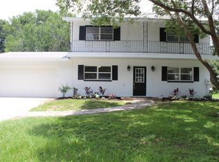 912 Woodland Ter, Brandon, FL 33511