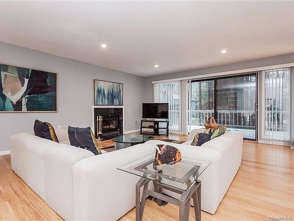 5th image of 6 Spyglass Dr