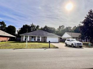 2822 Atoka Trl, Crestview, FL 32539