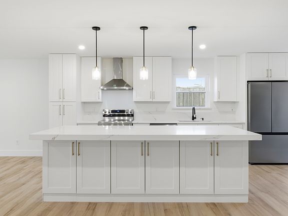 3rd image of 7076 Briarmeadow Dr