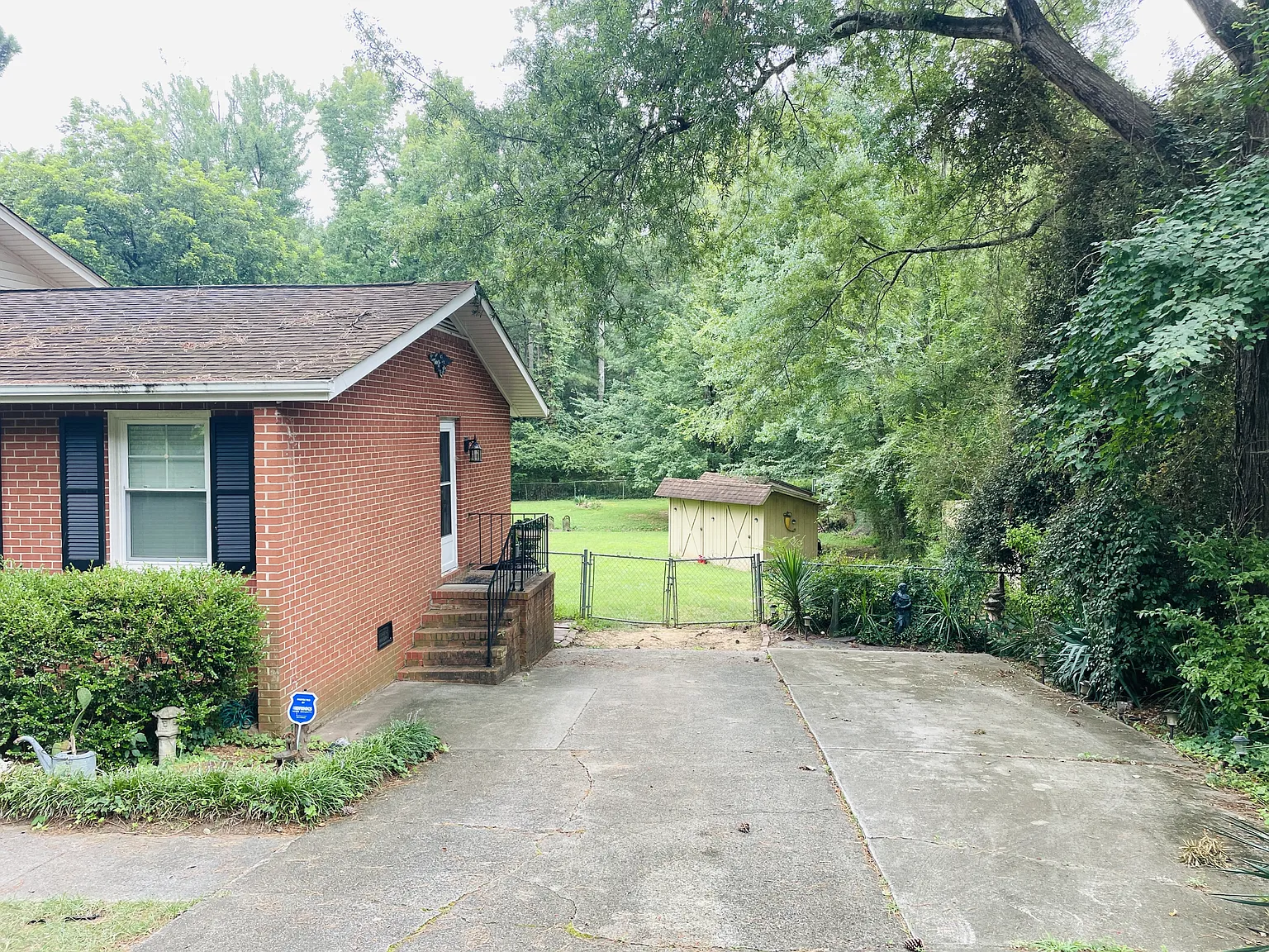 5301 Yardley Terrace - C — Photo 2