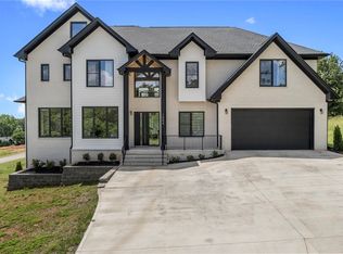 1004 Fallon Ln, Anderson, SC 29625