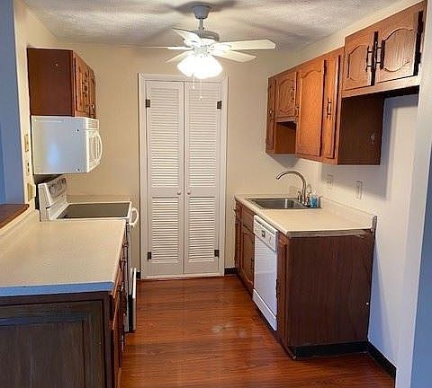 5th image of 57 Strawberry Ln