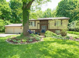 9708 Sterling Rd, Richland, MI 49083