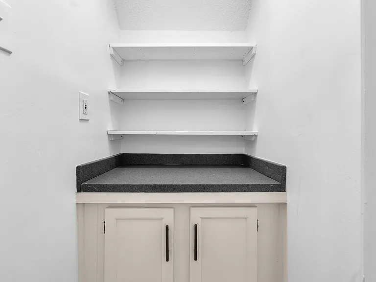 5398 Blue Ridge Pkwy — Photo 9