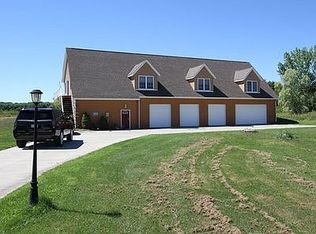 3913 Ninevah Rd, Ashtabula, OH 44004