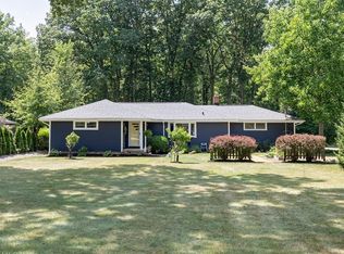 1820 Columbia Rd, Westlake, OH 44145