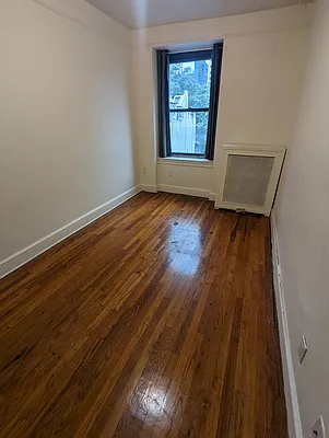 Rented by City Connections Realty | media 19