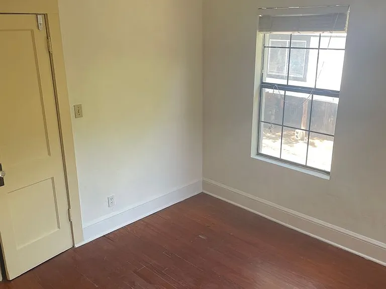 504 Beverly St #5 — Photo 8