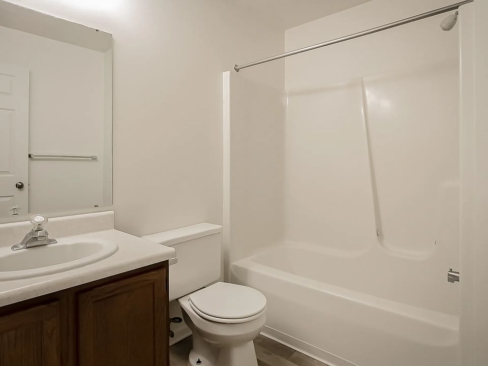 1st image of 2650 Marfitt Rd APT 24