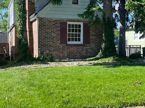 719 S A St, Elwood, IN 46036