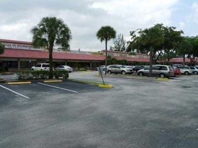 7551 W Oakland Park Blvd, Tamarac, FL, 33319
