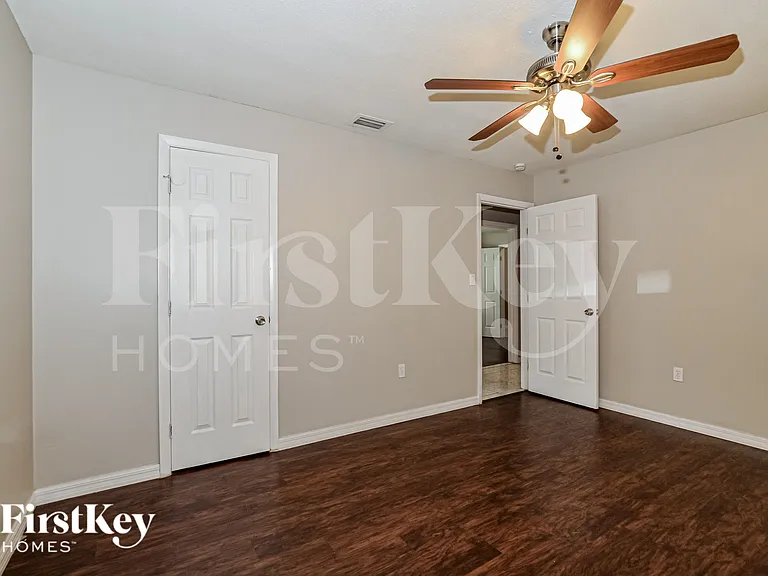6314 Gamble Dr — Photo 10