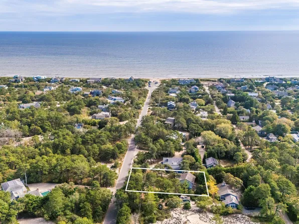34 Napeague Ln, Amagansett, NY 11930