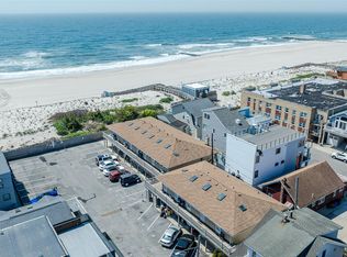 979 Oceanfront APT 12, Long Beach, NY 11561