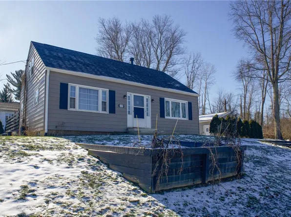 1339 E 40th St, Erie, PA 16504