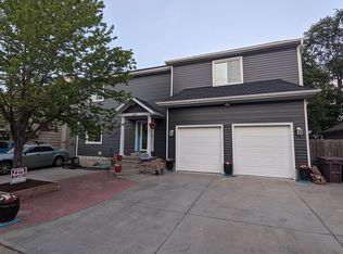 522 W Lakeshore Dr, Lincoln, NE 68528