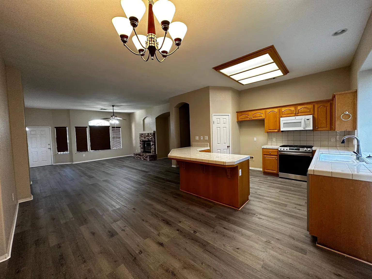 10608 Delusion Dr — Photo 4