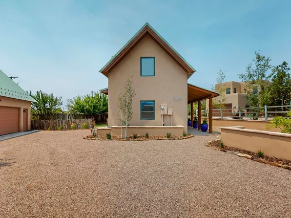 1701 W Alameda St, Santa Fe, NM 87501