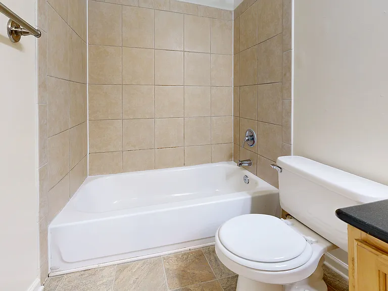 Gayton Pointe Townhomes — Photo 31