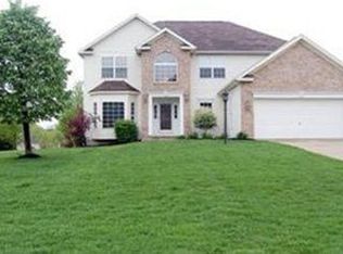 478 Fox Hollow Dr, Akron, OH 44321
