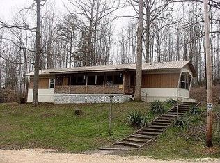 509 Valley Rd, Waynesboro, TN 38485