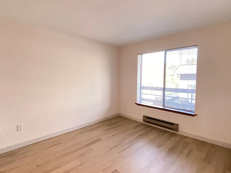 The Sandridge, LLC — Photo 9