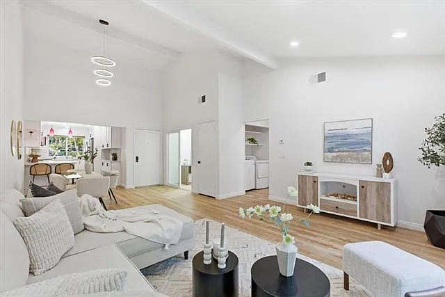10170 Firwood Dr — Photo 3