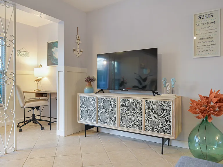 701 Saint Judes Dr S #2 — Photo 33