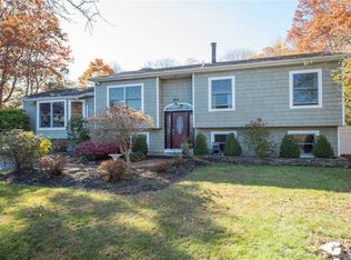 84 Miller Place Middle Island Rd, Mount Sinai, NY 11766
