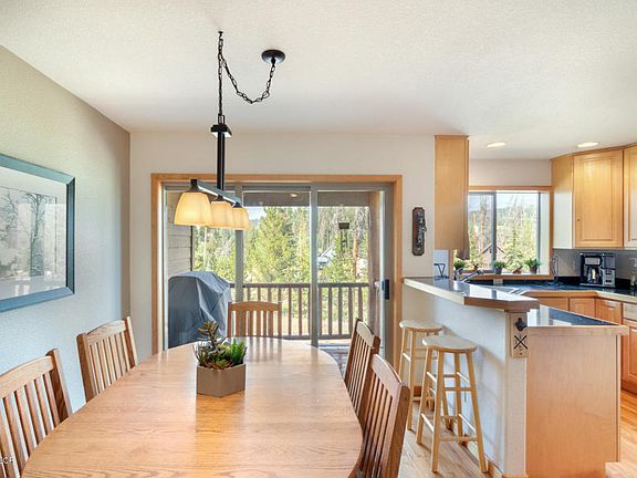 3rd image of 400 Sawyer Cir. #1E