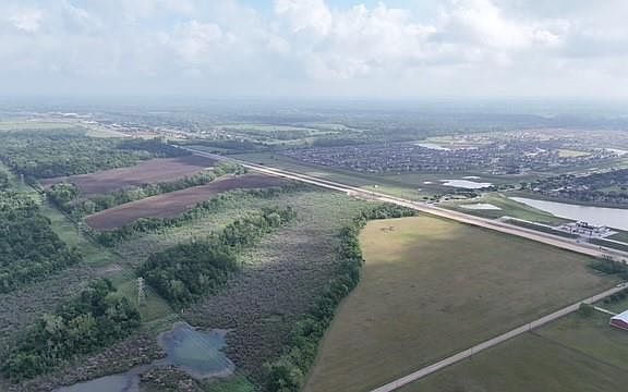 2nd image of 2735 Fm 723 Rd