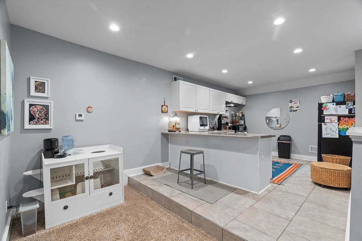 1 bed, 1.0 bath, $1,000 — Photo 4