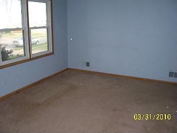 3rd image of 4709 S 51st St