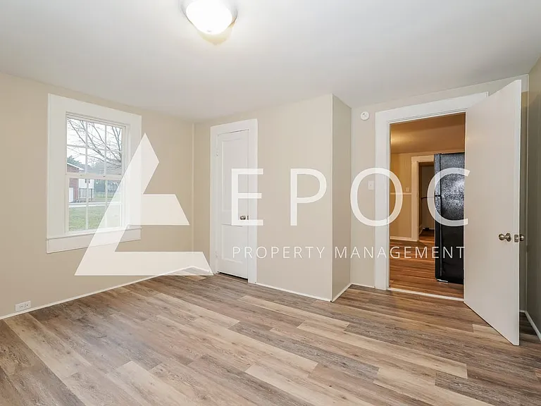 2943 Broadbay Dr — Photo 14