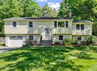 46 Cota Rd, Merrimack, NH 03054