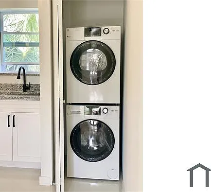2 bed, 800 sqft, $2,049 — Photo 4