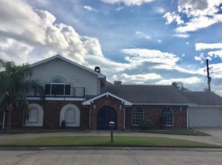 1016 E Genie St, Chalmette, LA 70043