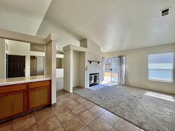 4th image of 621 Del Mar Dr