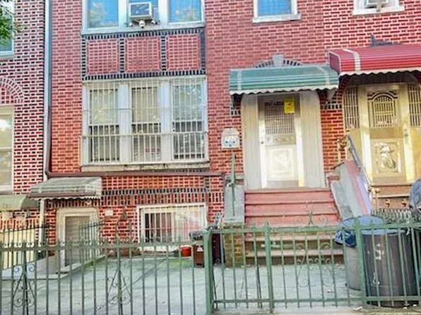 732 55th St, Brooklyn, NY 11220