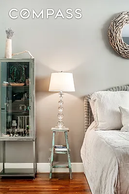 Sold by Compass | media 23