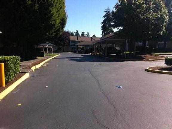 5th image of 23723 12th Pl S #1703