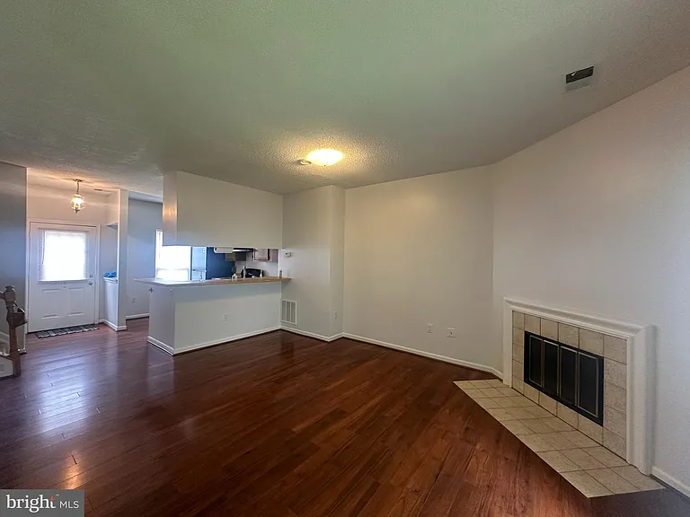 7223 Parsons Ct — Photo 7