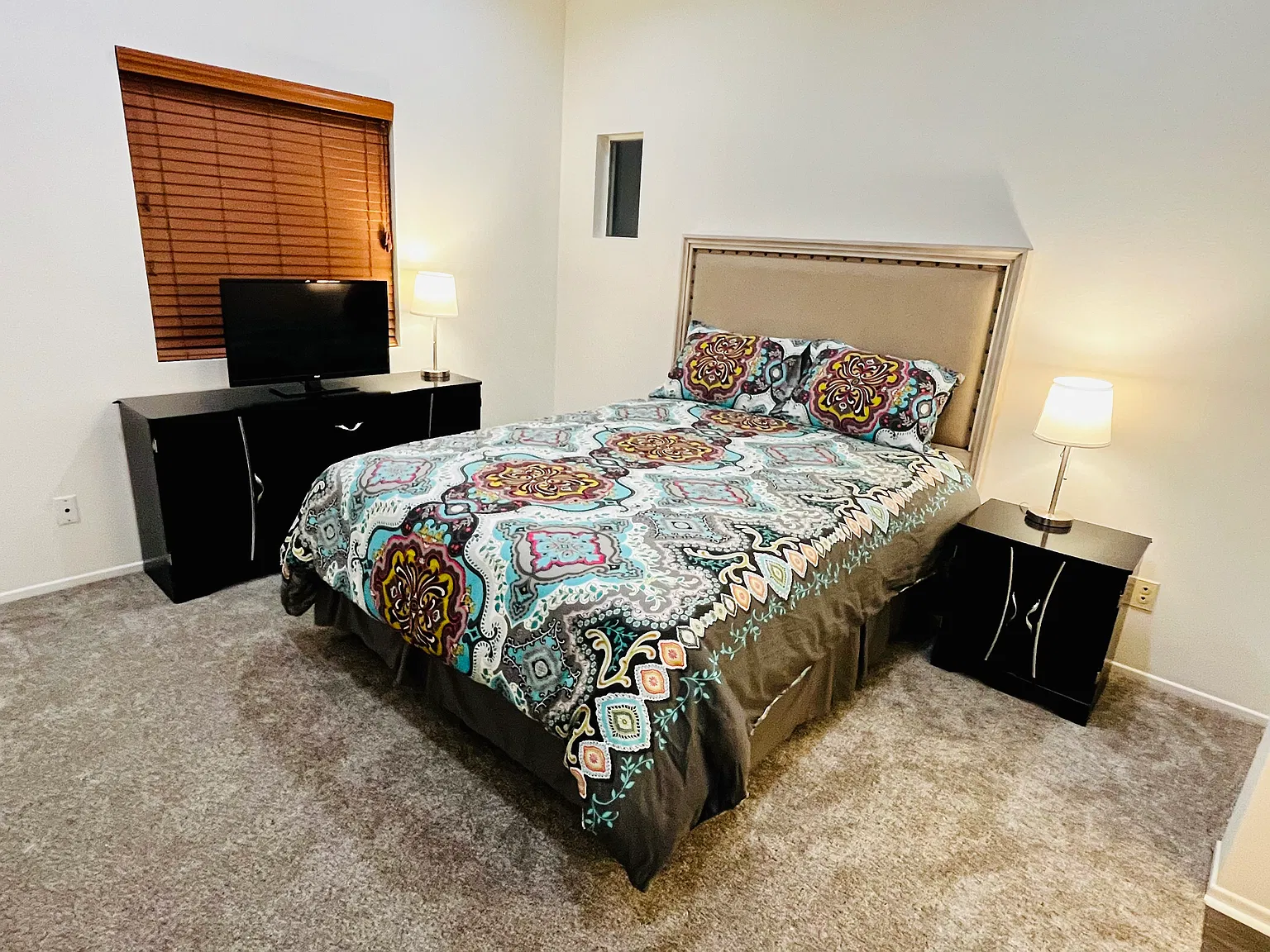 Canterfield Dr, Temecula — Photo 2
