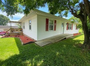 5289 S Highway 105, Falls Of Rough, KY 40119
