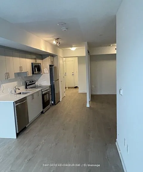556 Marlee Ave #529 — Photo 8