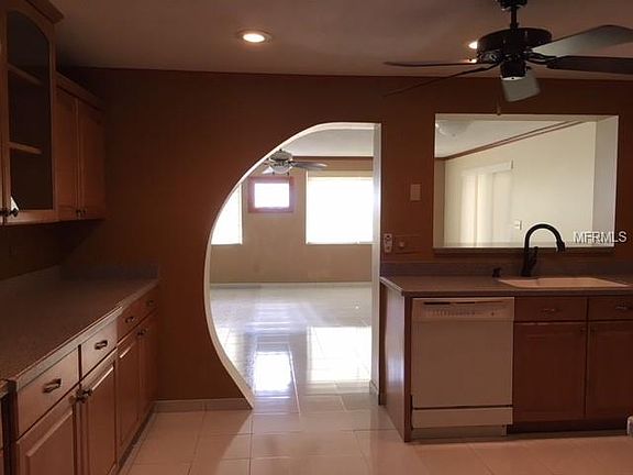 4th image of 8252 Donaldson Dr